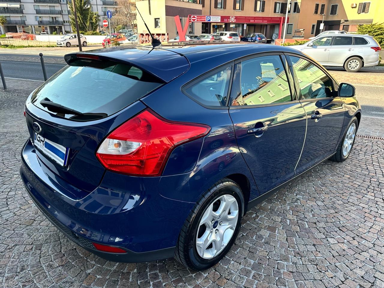 Ford Focus 1.6TDCi 95 CV Titanium -Neopatentati
