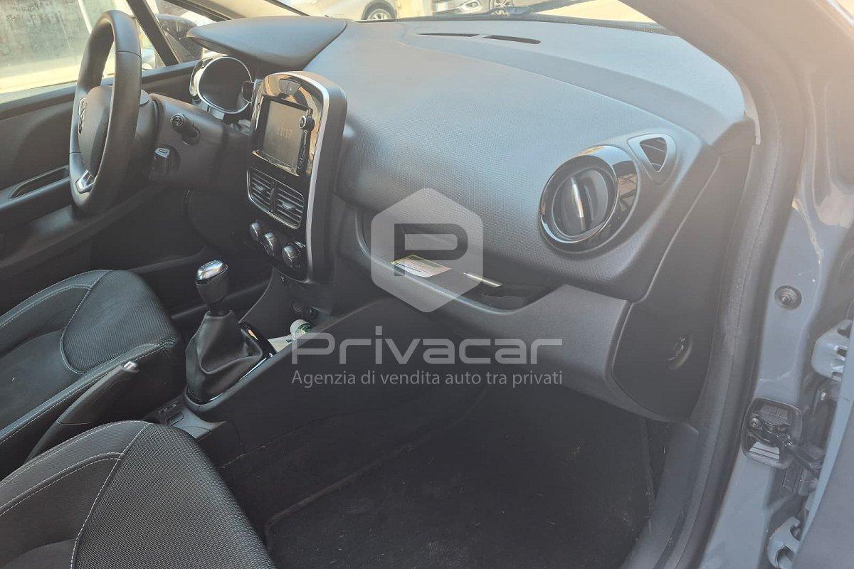 RENAULT Clio TCe 12V 90 CV GPL 5 porte Moschino Life