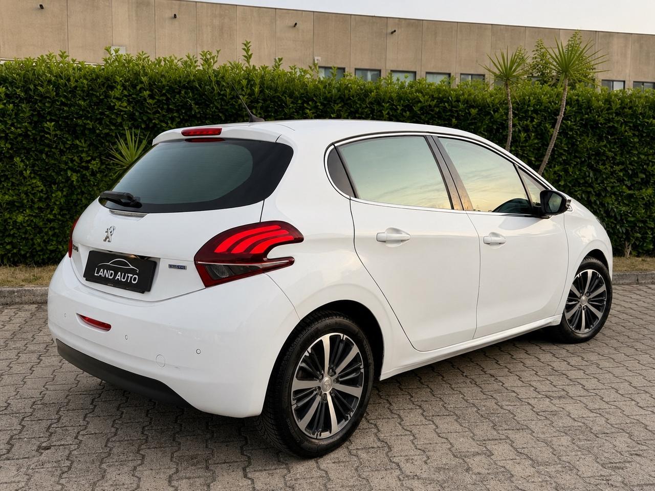 Peugeot 208 1.6 BlueHDi Allure – Euro 6 – 2016
