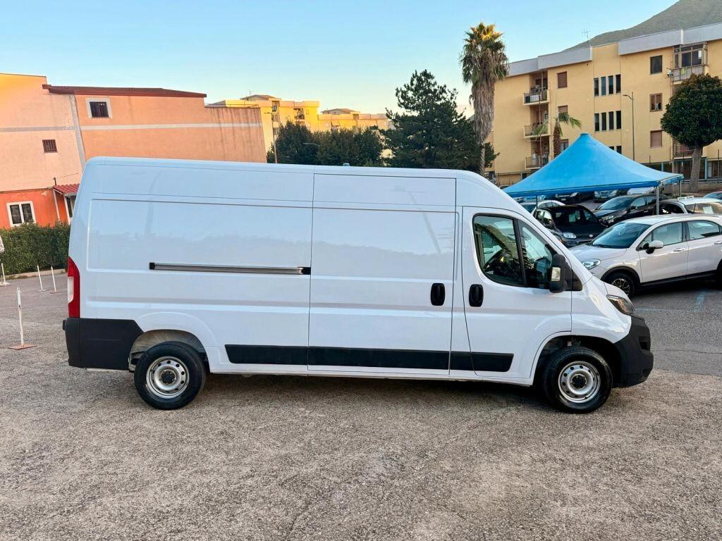 Fiat Ducato 2.2 M-Jet 35Q L3 H2 "Lounge"