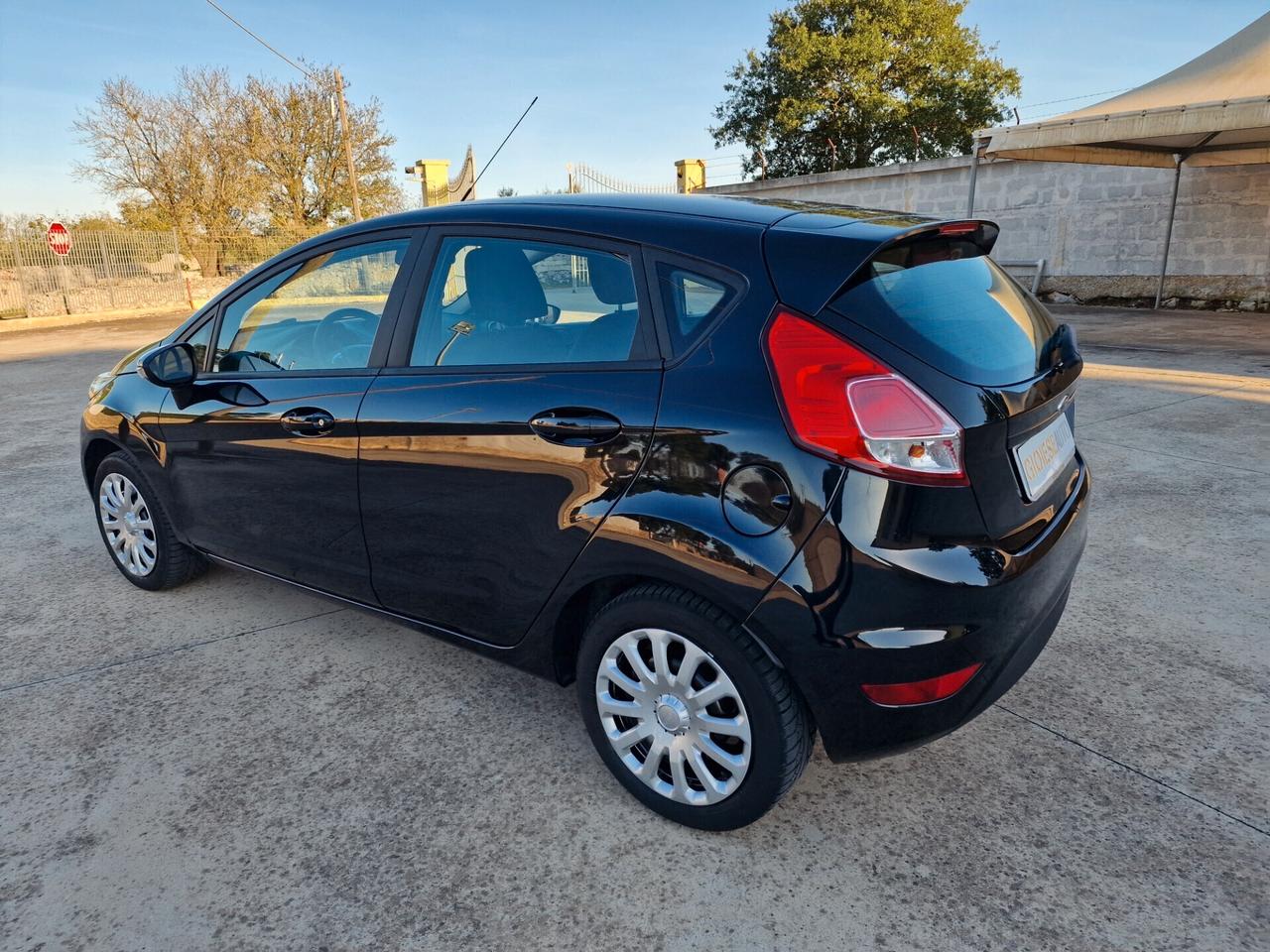 Ford Fiesta 1.5 TDCi 75CV 5 porte Business