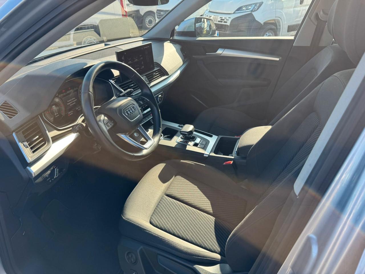 Audi Q5 2.0TDI 204CV quattro S tronic Business UNIPRO