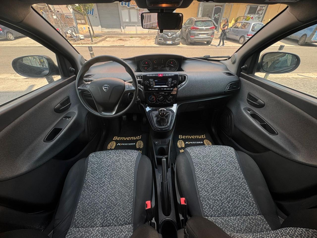 Lancia Ypsilon 1.2 69 CV 5 porte GPL Ecochic Gold