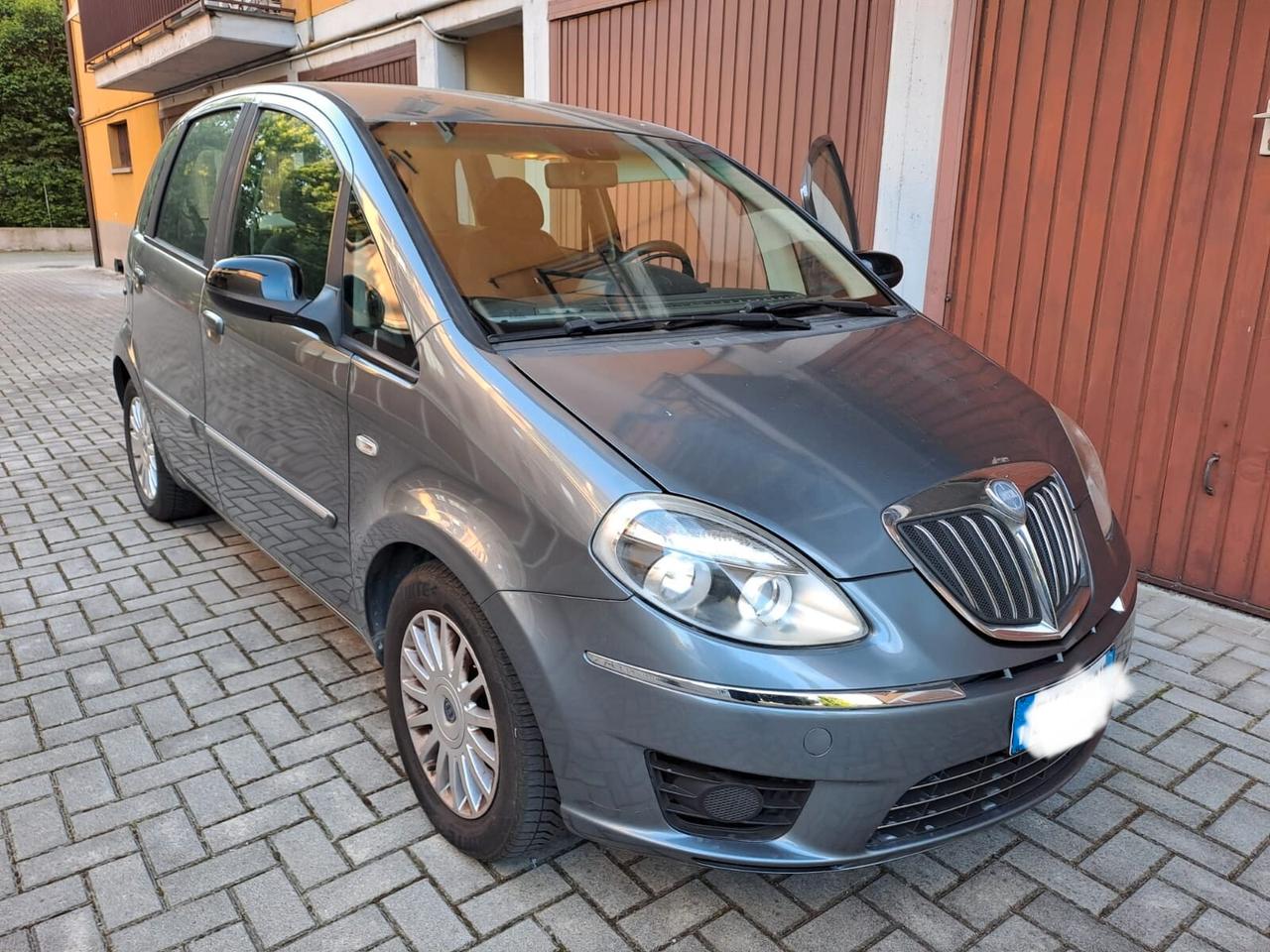 Lancia MUSA 1.4 benzina OK NEOPATENTATI Allestimento uso disabili