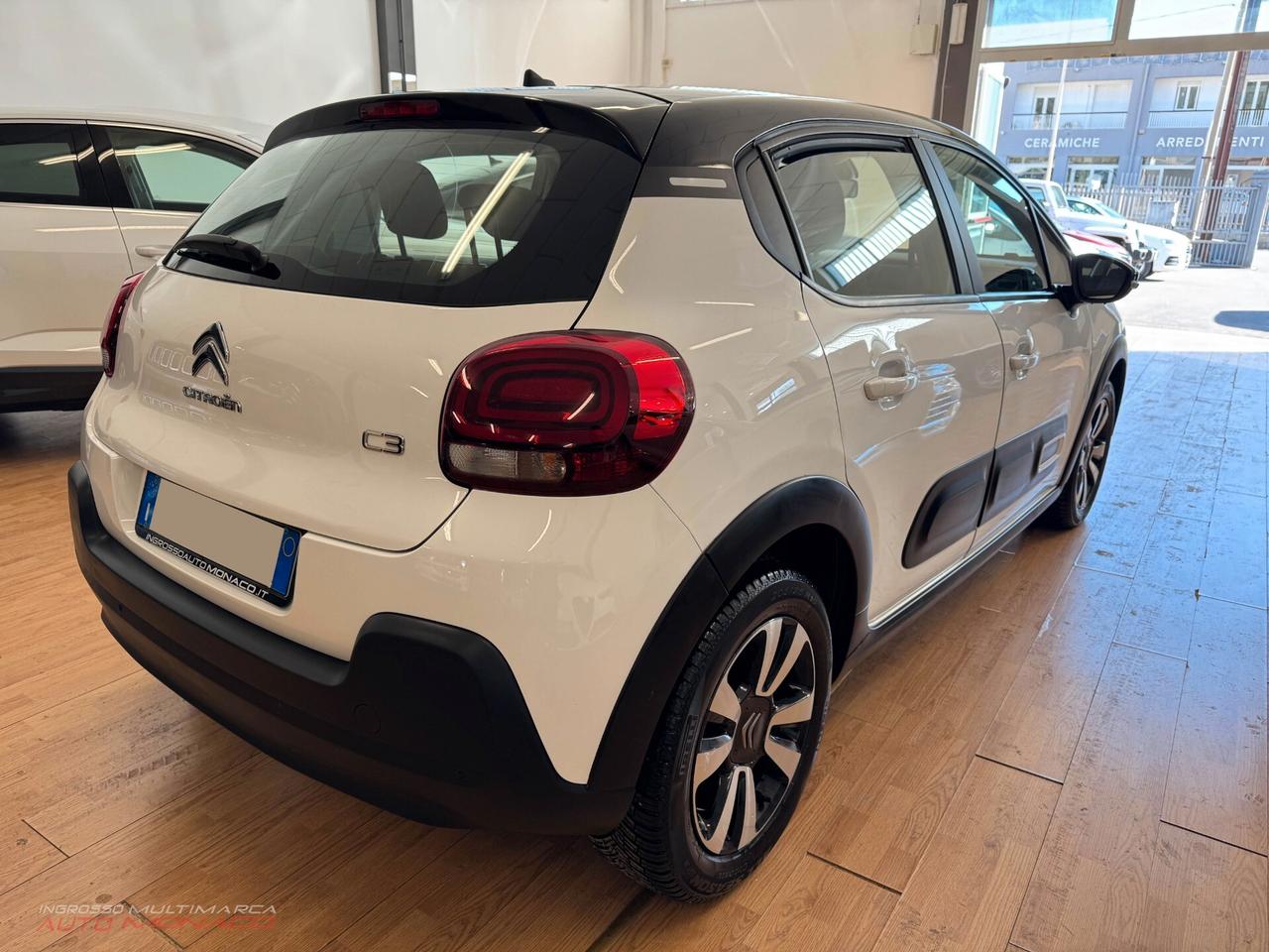 Citroen C3 PureTech 110 EAT6 Shine 2021