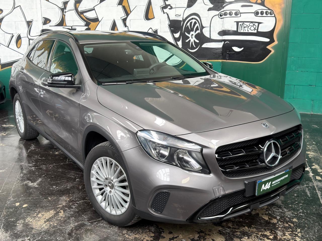 Mercedes-benz GLA 200 d Automatic Business