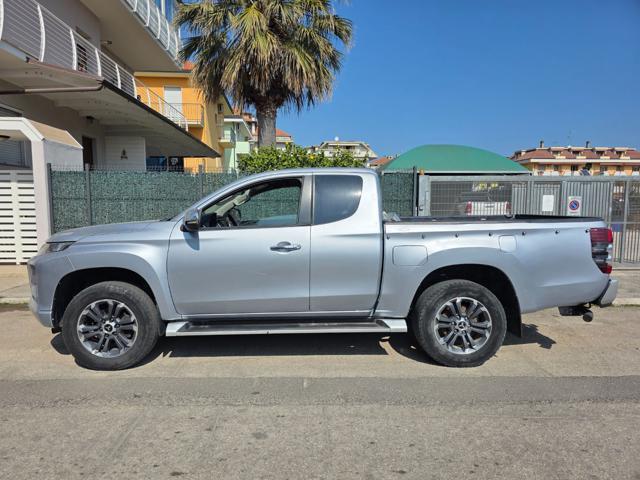 MITSUBISHI L200 2.3 D Club Cab 4x4 Super Select Intense