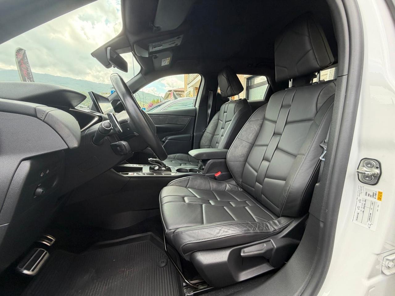 Ds DS3 3 Crossback PureTech 130 aut. Performance Line