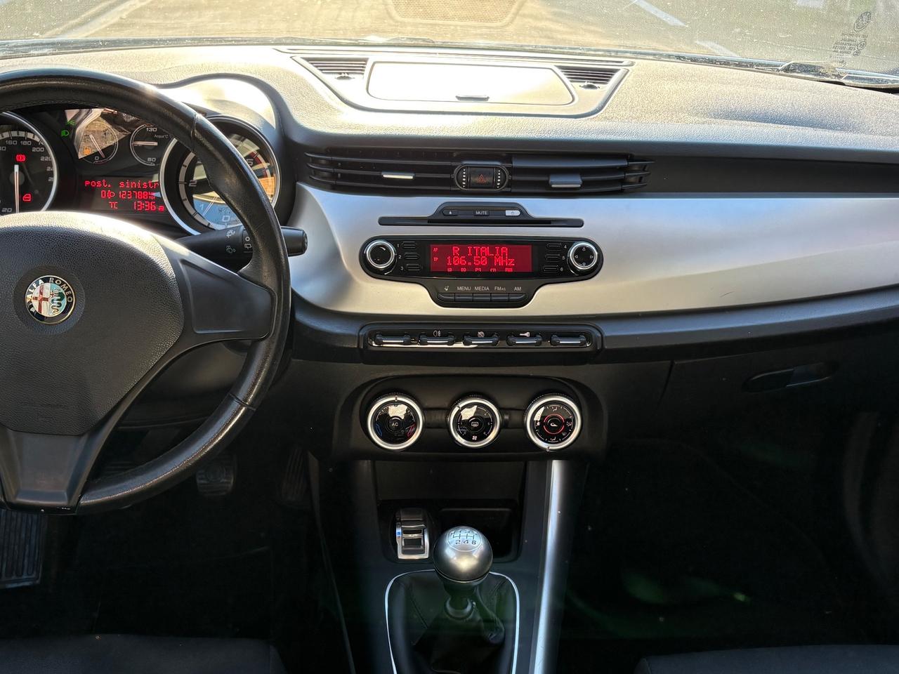 Alfa Romeo Giulietta 1.6 JTDm-2 105 CV Exclusive