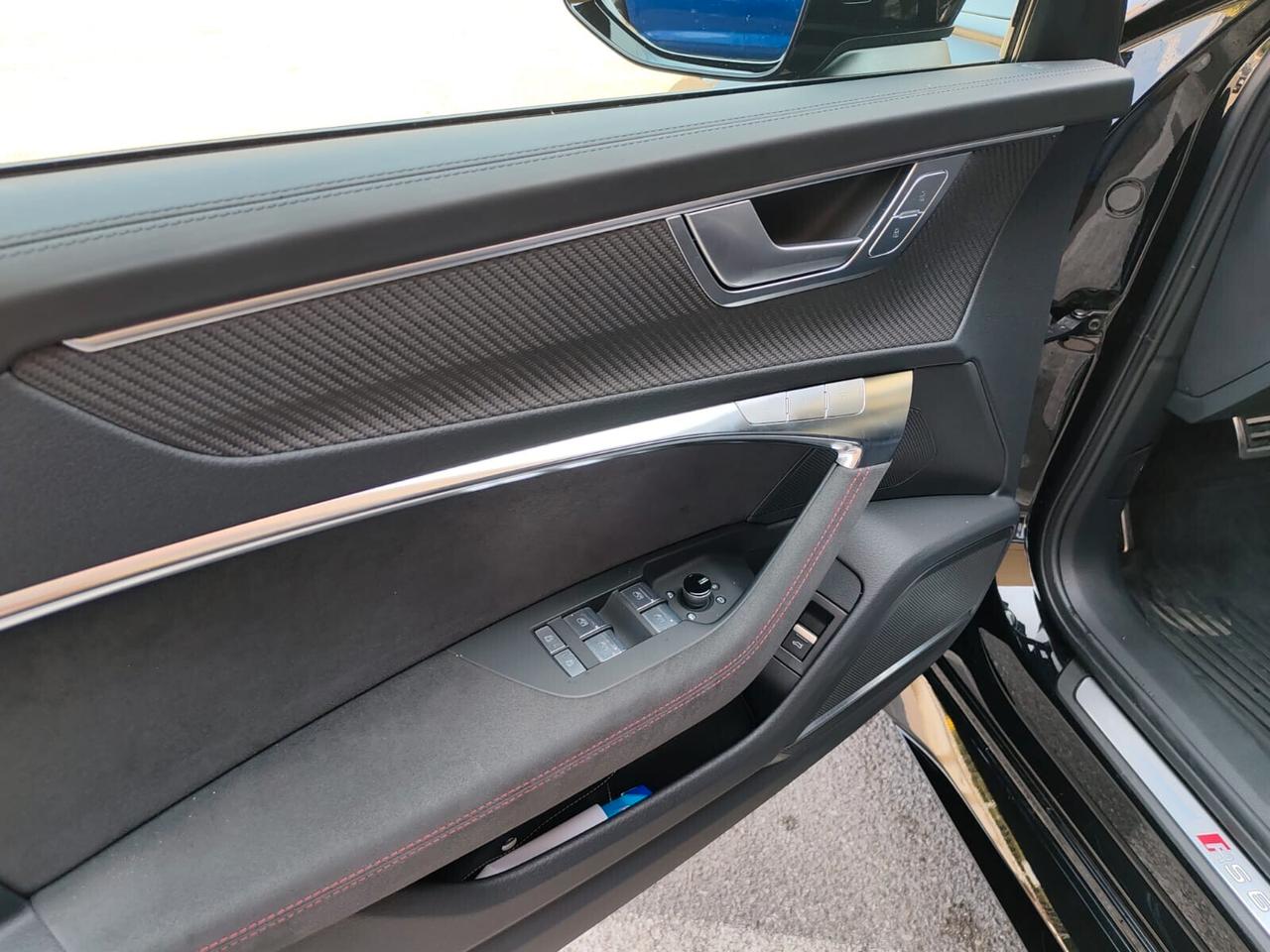 Audi RS6 RS 6 Avant 4.0 TFSI V8 quattro tiptronic Performance