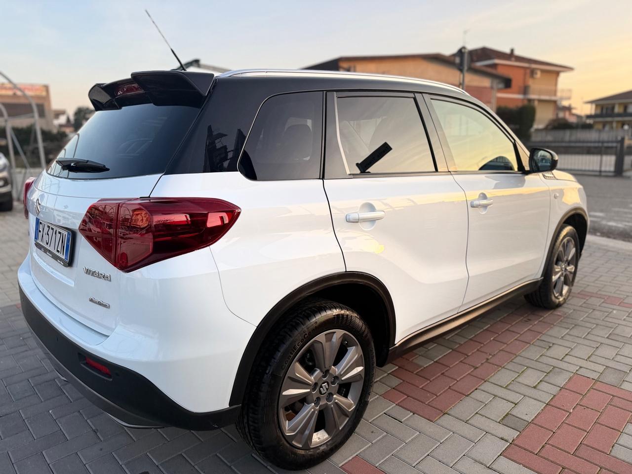 Suzuki Vitara 1.0 Boosterjet 4WD AllGrip Starview