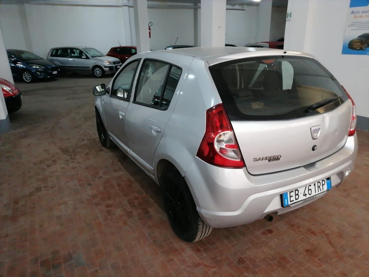 Dacia Sandero 1.4 8v 75cv GPL OK NEOPATENTATI