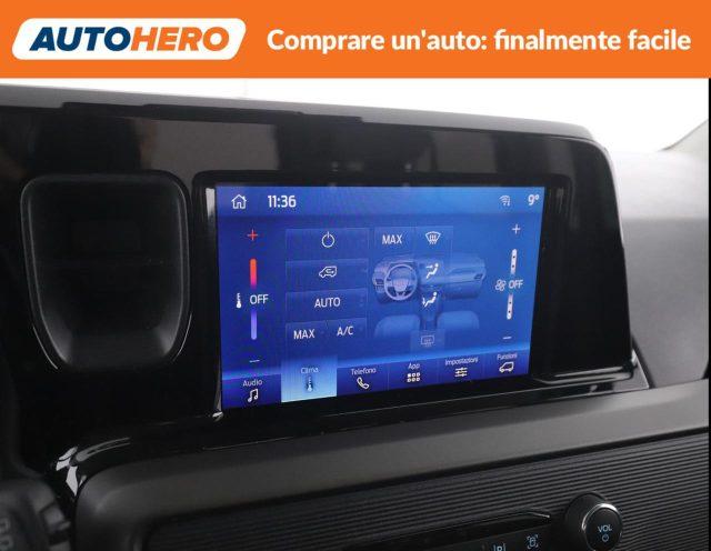 FORD Tourneo Courier 1.0 EcoBoost Titanium