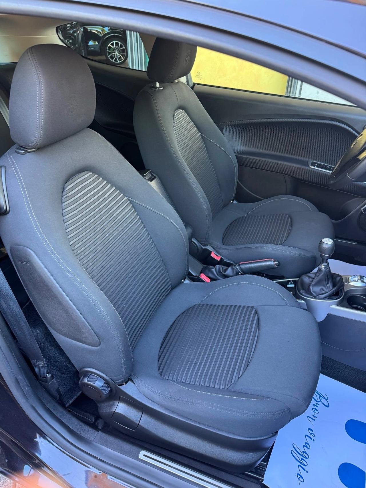 Alfa Romeo MiTo 1.4 105 CV M.air S&S Distinctive