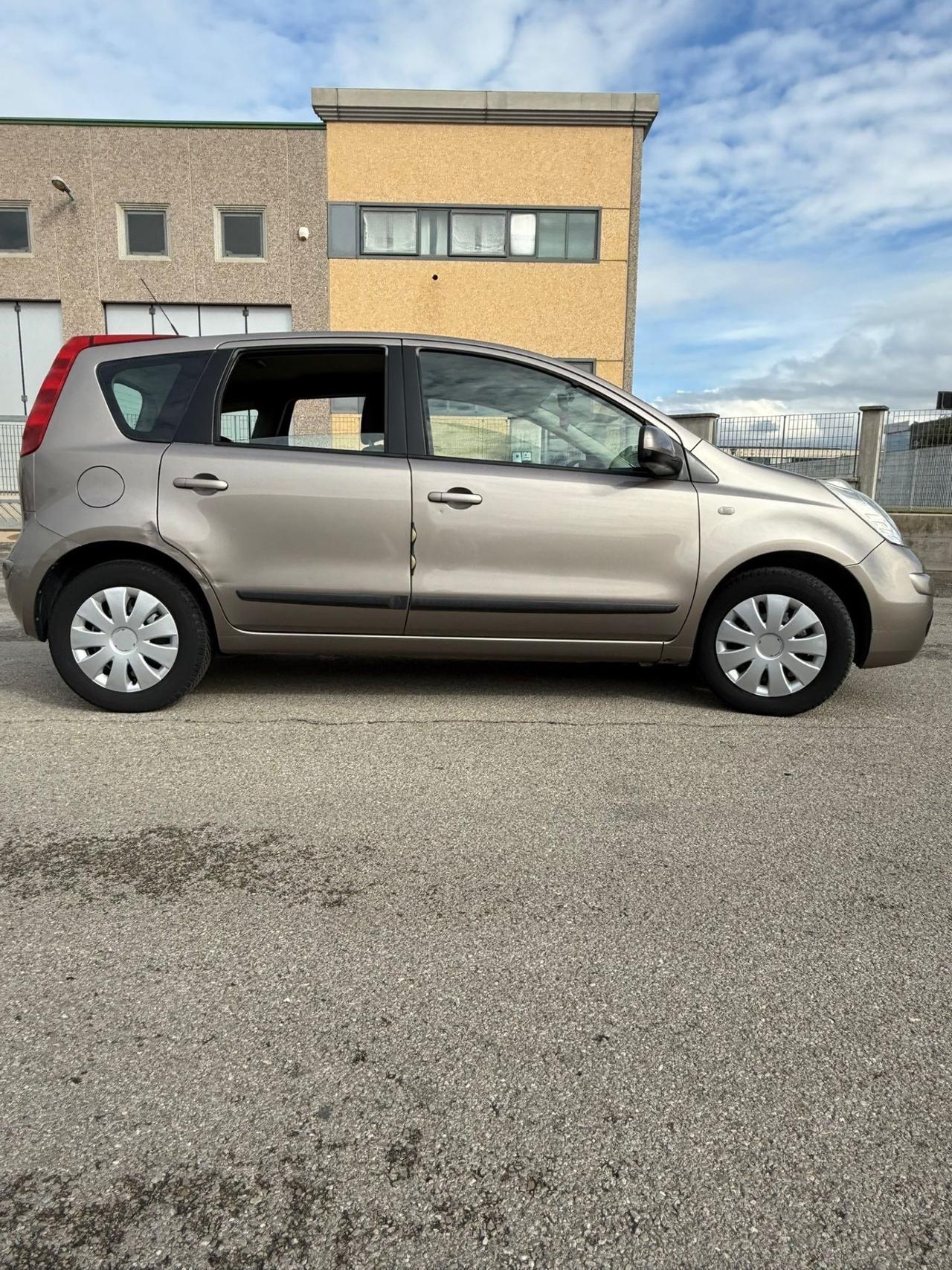 Nissan Note 1.4 16V Acenta 150000 km