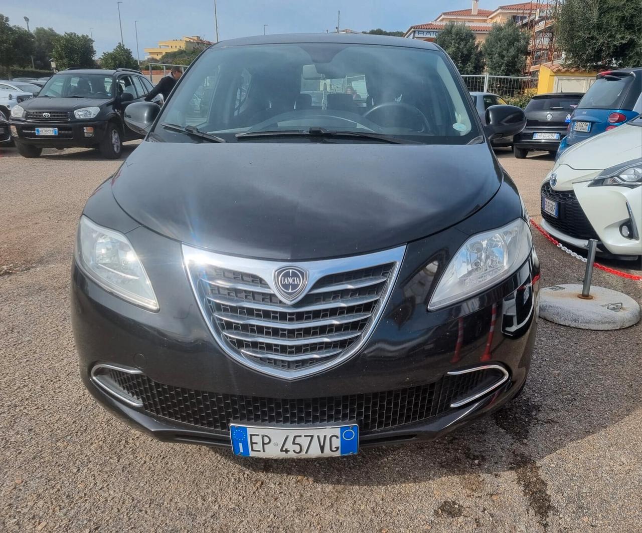 Lancia Ypsilon 1.2 Gold 69cv
