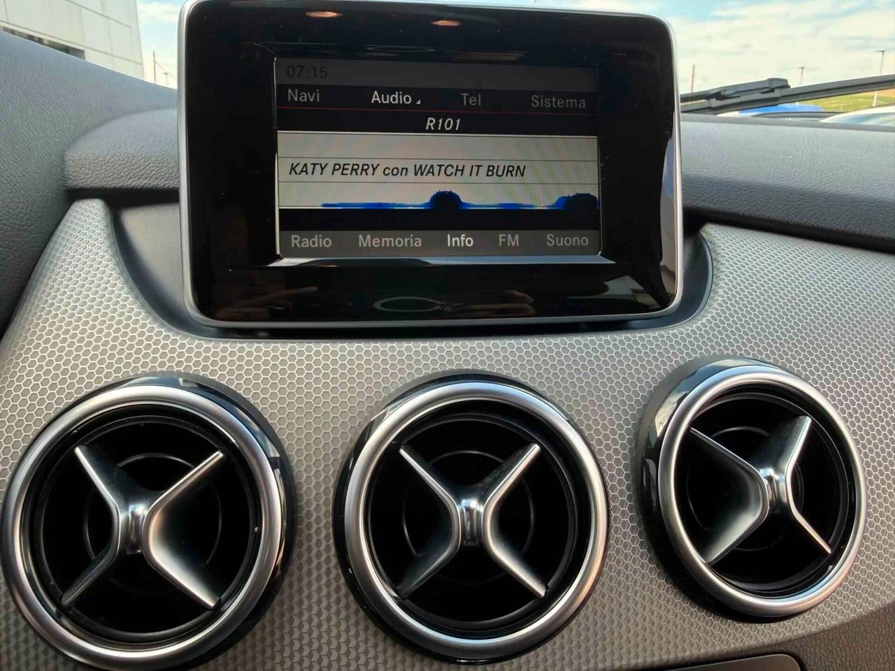 Mercedes-benz B 180 CDI BlueEFFICIENCY Executive