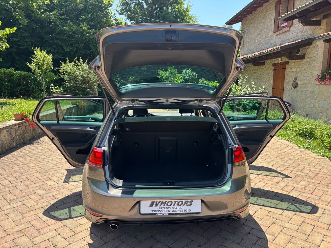 Volkswagen Golf 1.6 TDI 110 CV 5p. R-LINE
