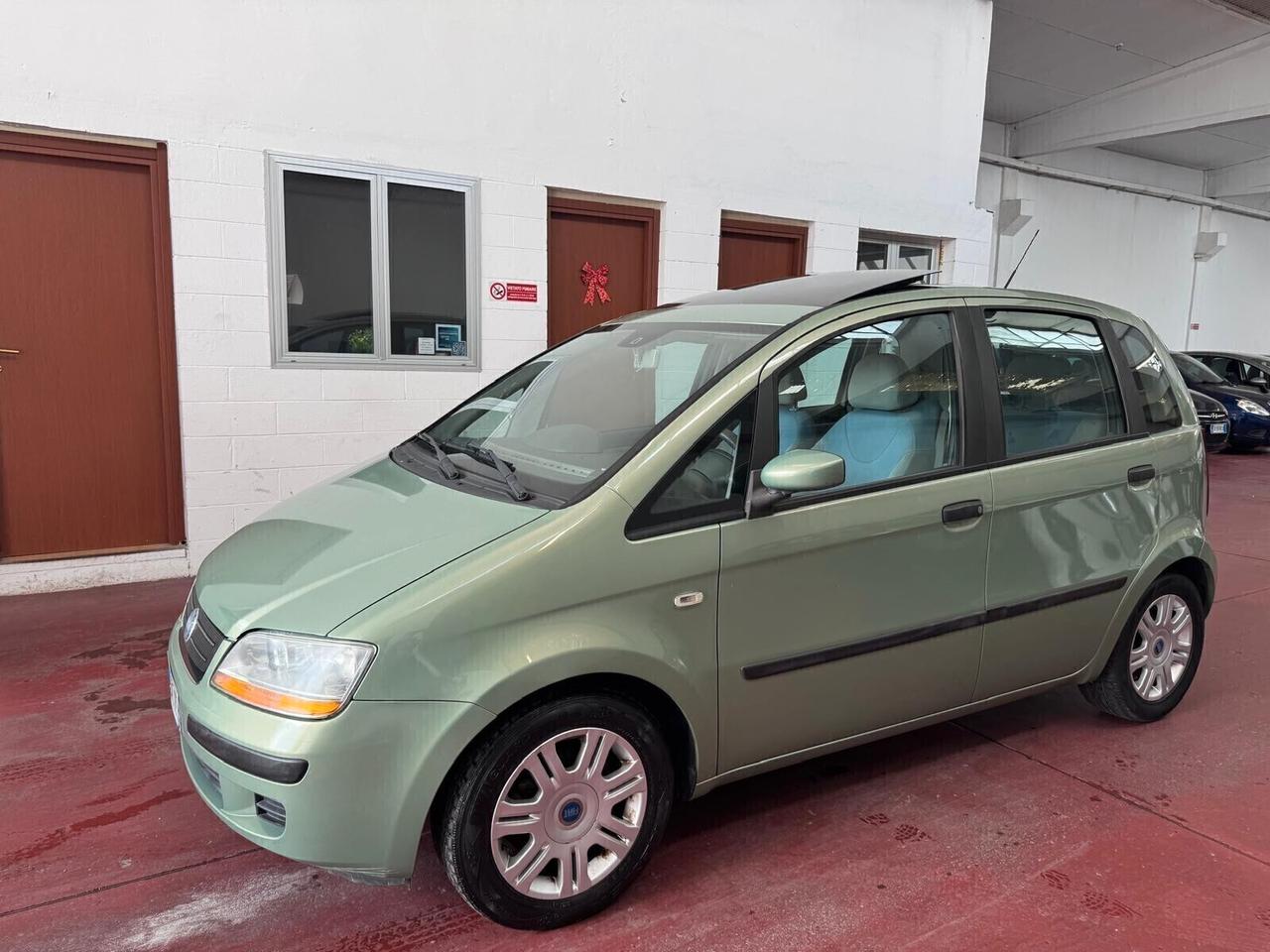 Fiat Idea 1.4 16V Emotion NEOPAT tetto panoramico