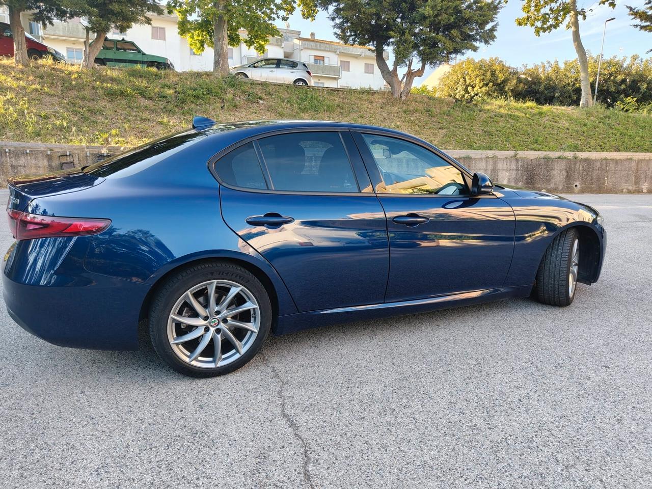 Alfa Romeo Giulia 2.2 Turbodiesel 160 CV AT8 Executive