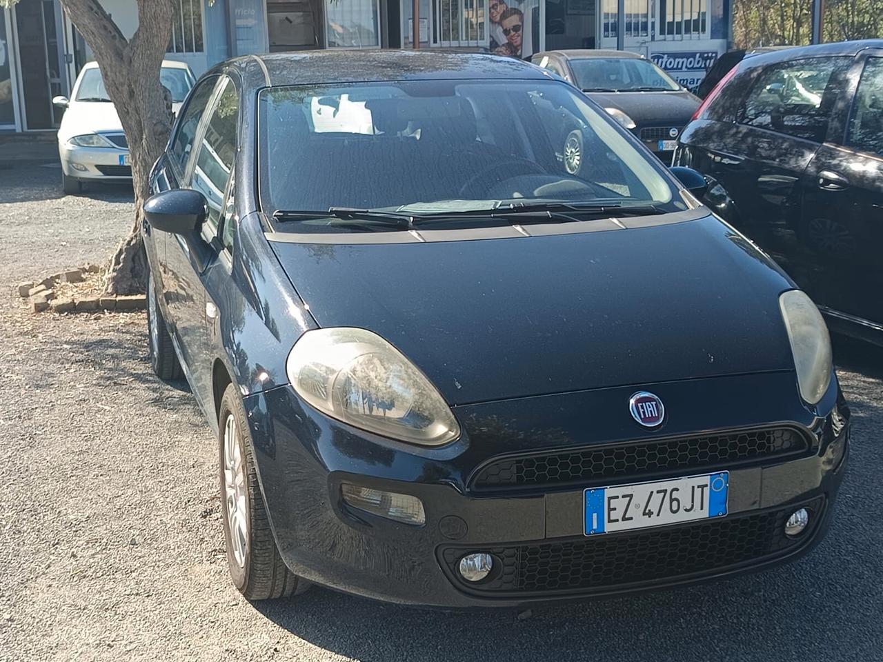 Fiat Punto 2015 - 1.3 MJT II OK NEOP. LB AUTOMOBILI