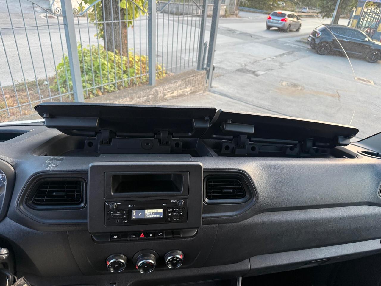 Nissan Interstar 35 2.3 DCi 135CV Acenta