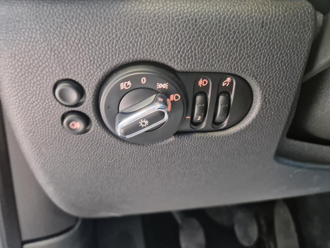 Mini Mini 1.5 One 5 porte FIRST