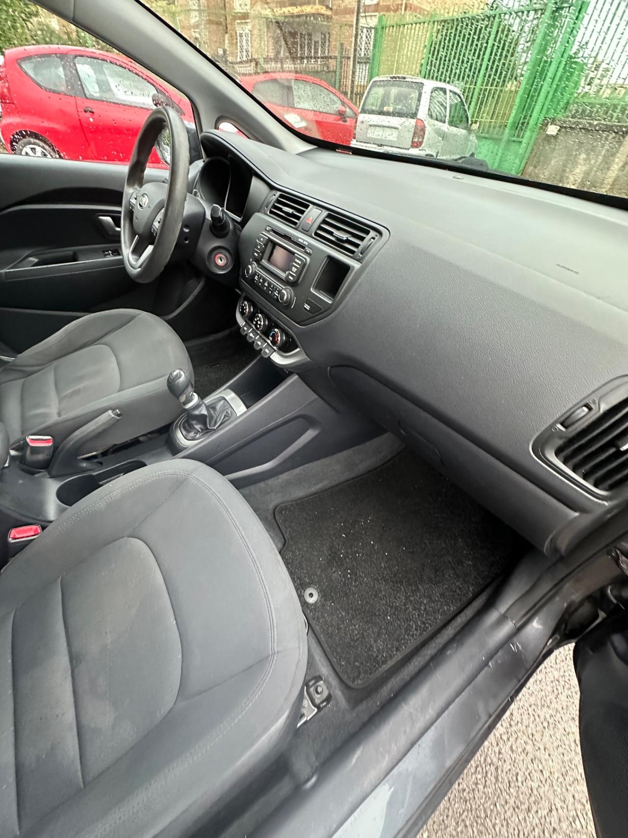 Kia Rio 1.1 CRDi WGT 5p. EX