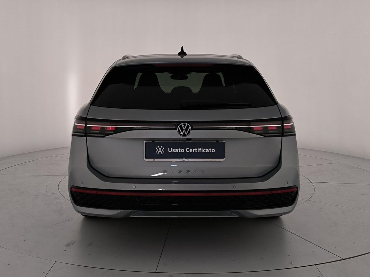 Volkswagen Passat 2.0 tdi scr r-line plus 150cv dsg