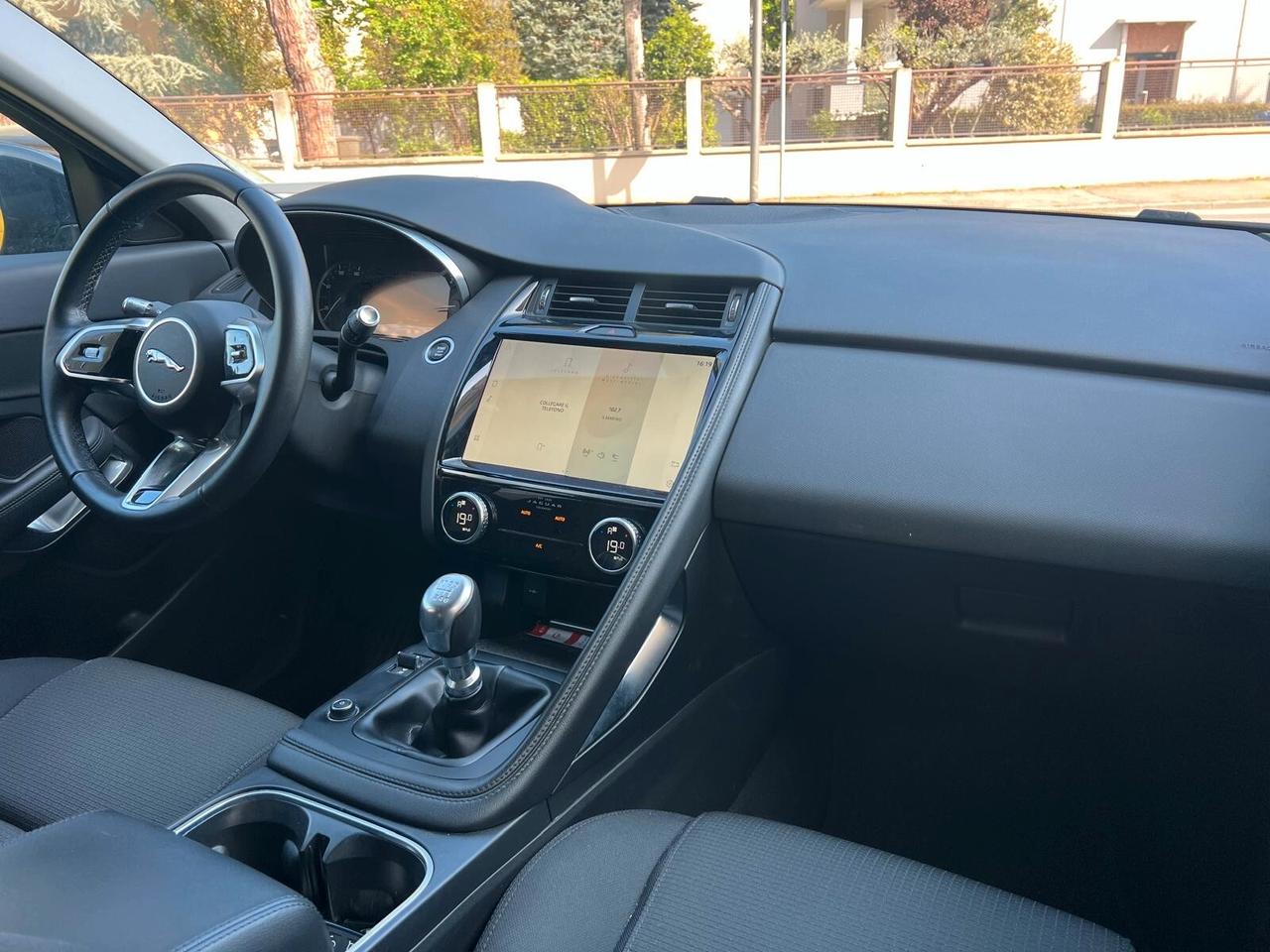 JAGUAR F-PACE 2.0 D 163cv PRESTIGE VAN