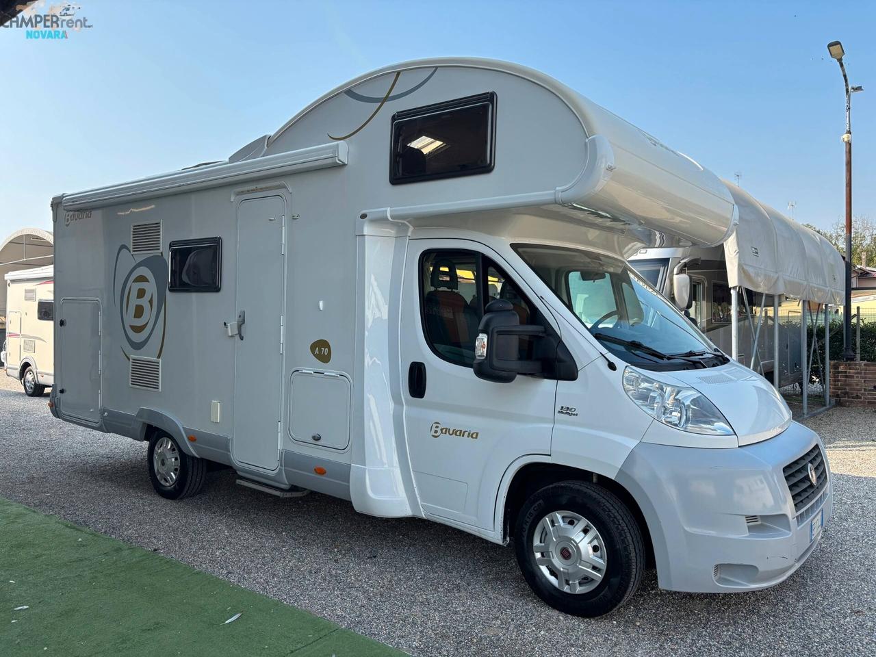 PILOTE BAVARIA A 70 - mansardato con letto matrimoniale in coda e garage