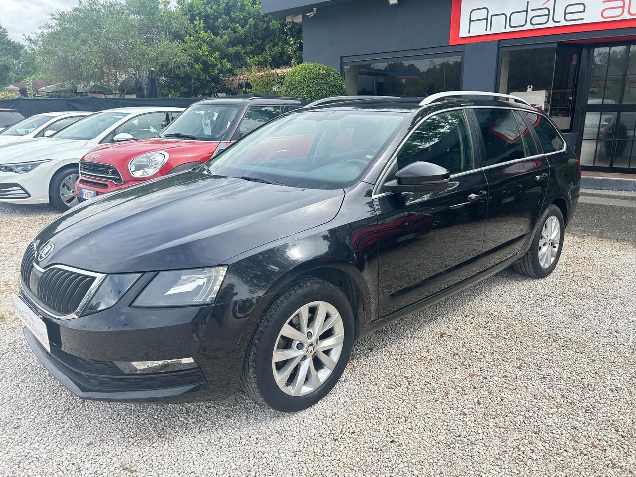 Skoda Octavia 1.4 Wagon Executive NAVI