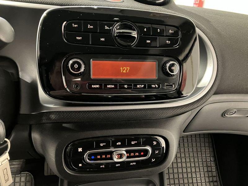 smart fortwo 70 1.0 Twinamic Passion