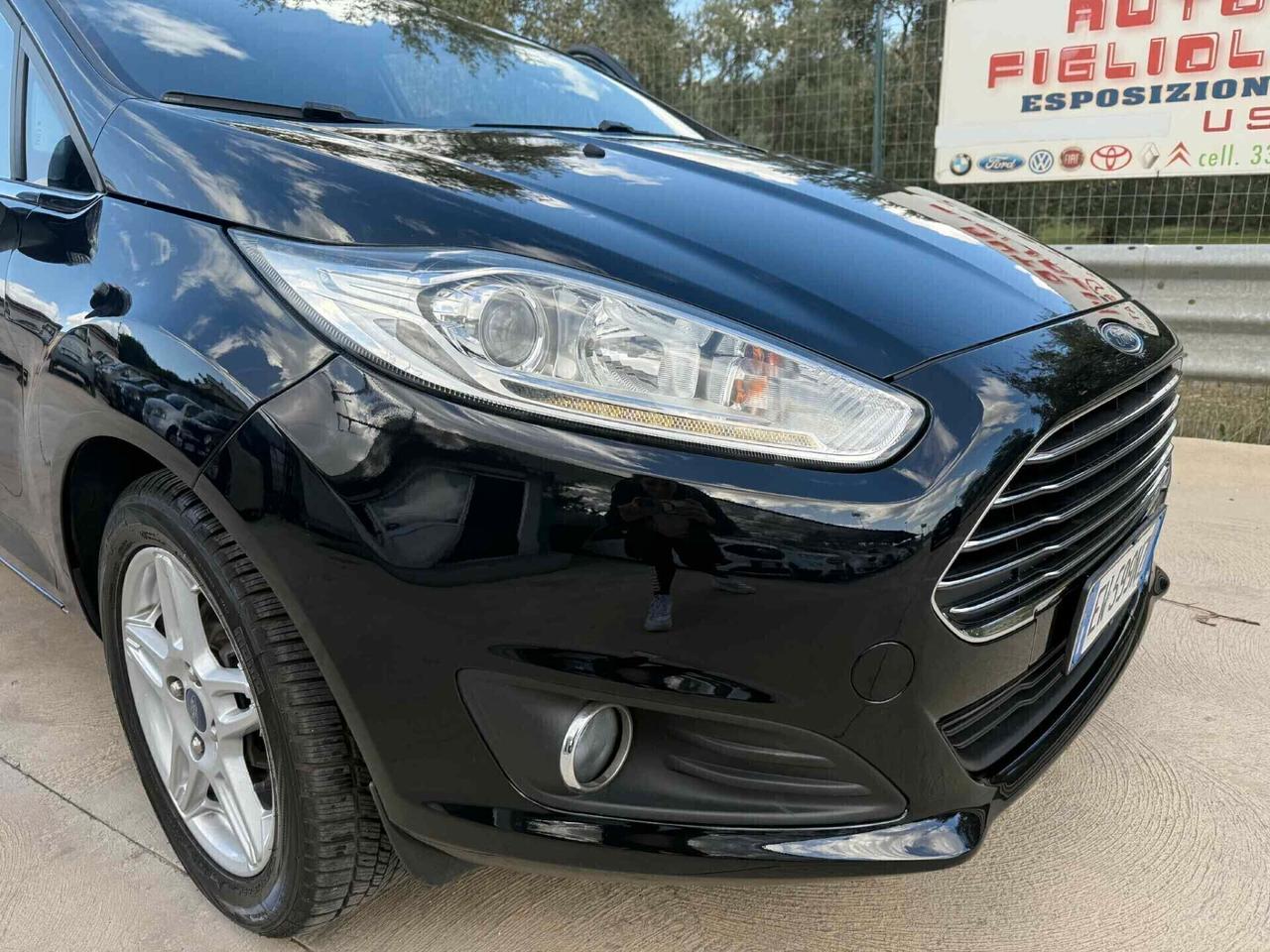 Ford Fiesta 1.4 5p. Bz.- GPL Titanium 163000KM 2013