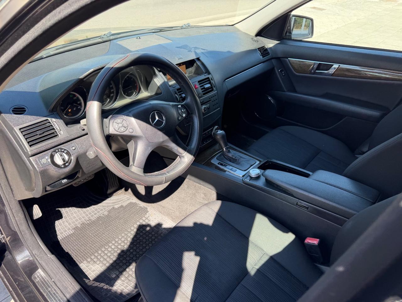 Mercedes-benz C 220 200 CDI BlueEFFICIENCY Elegance