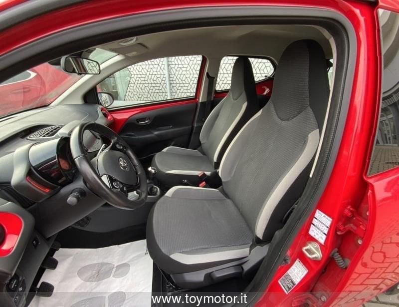 Toyota Aygo 2ª serie Connect 1.0 VVT-i 72 CV 5 porte x-play