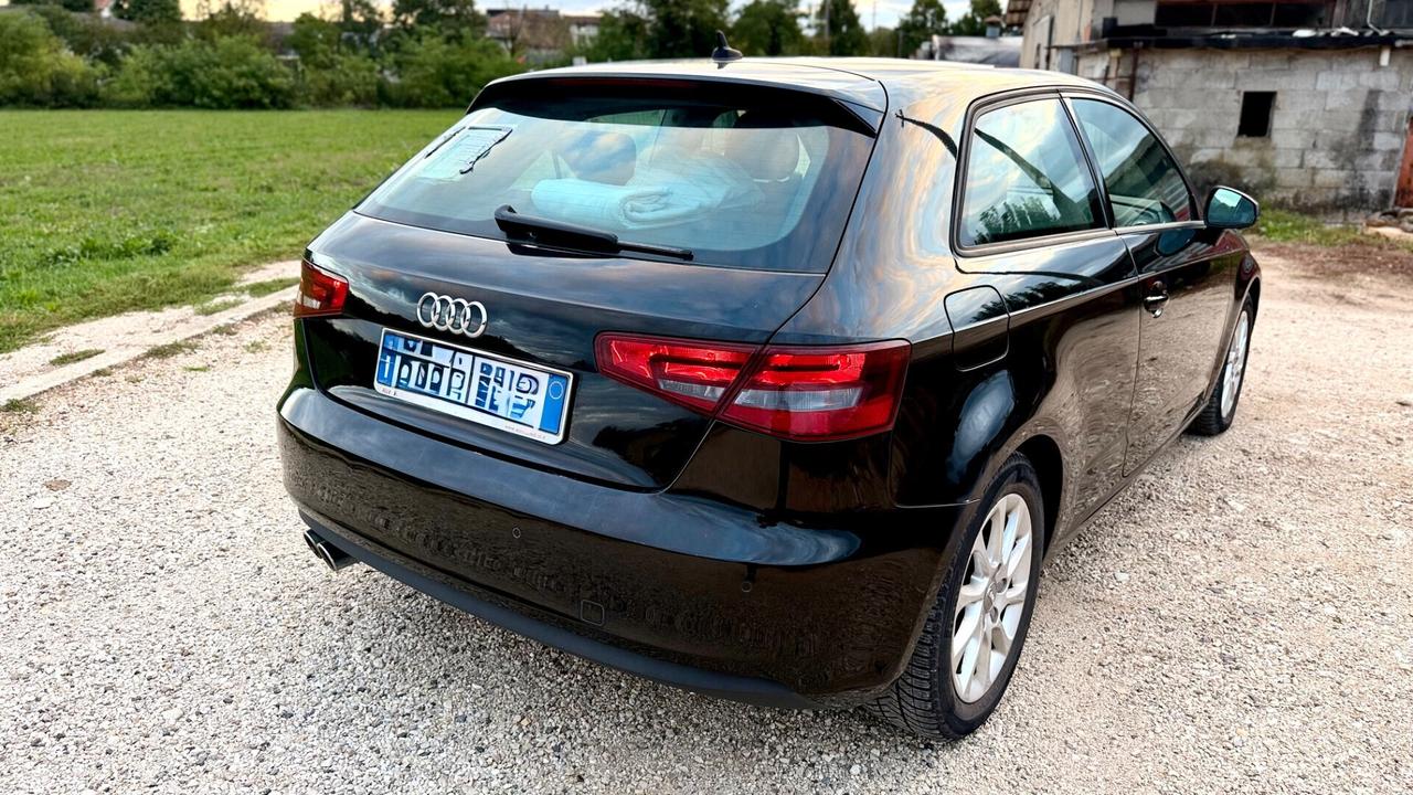 Audi A3 Cabrio 2.0 TDI F.AP. Attraction