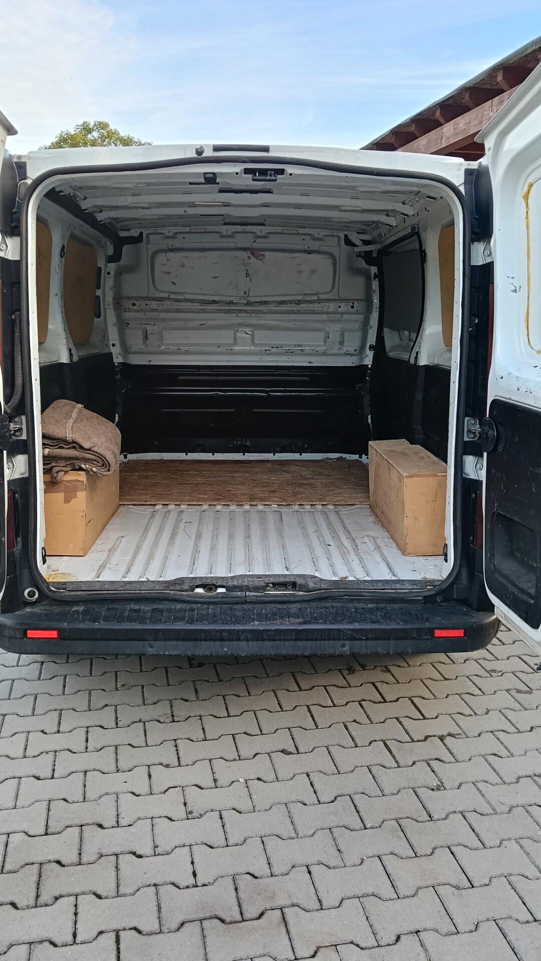 Renault trafic