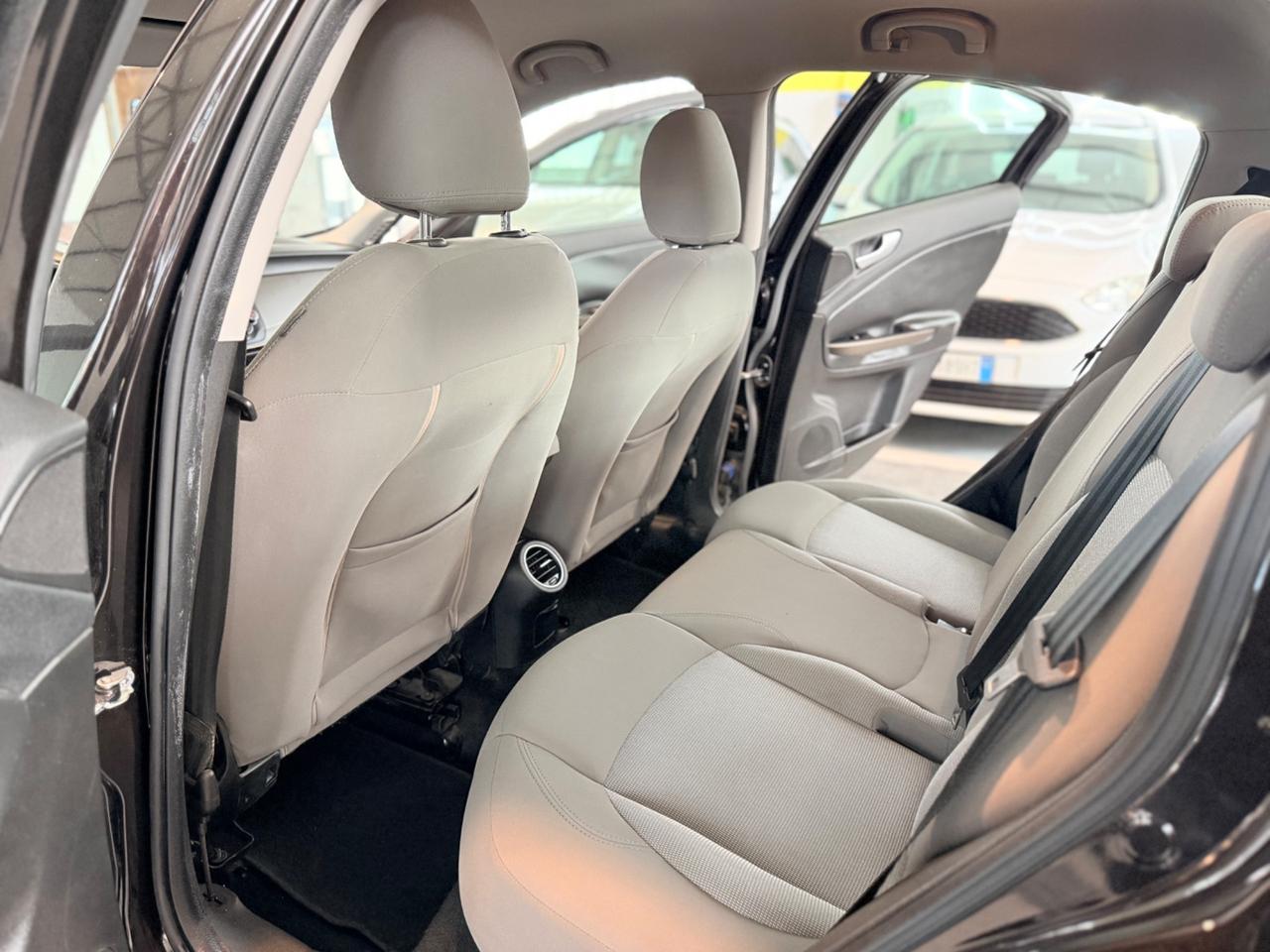 Alfa Romeo Giulietta 1.6 JTDM 105CV Exclusive