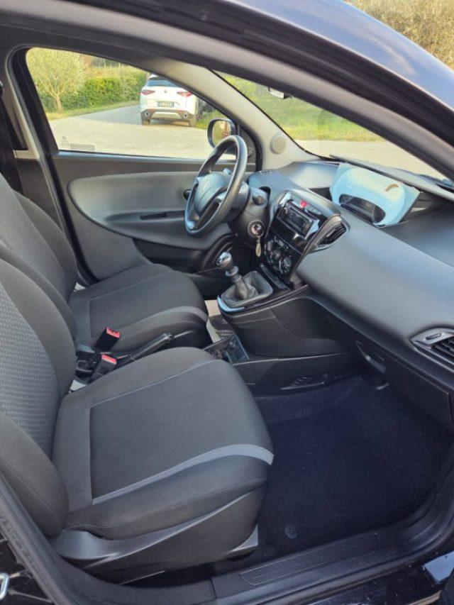 LANCIA Ypsilon 1.2 69 CV 5 porte GPL Ecochic Gold