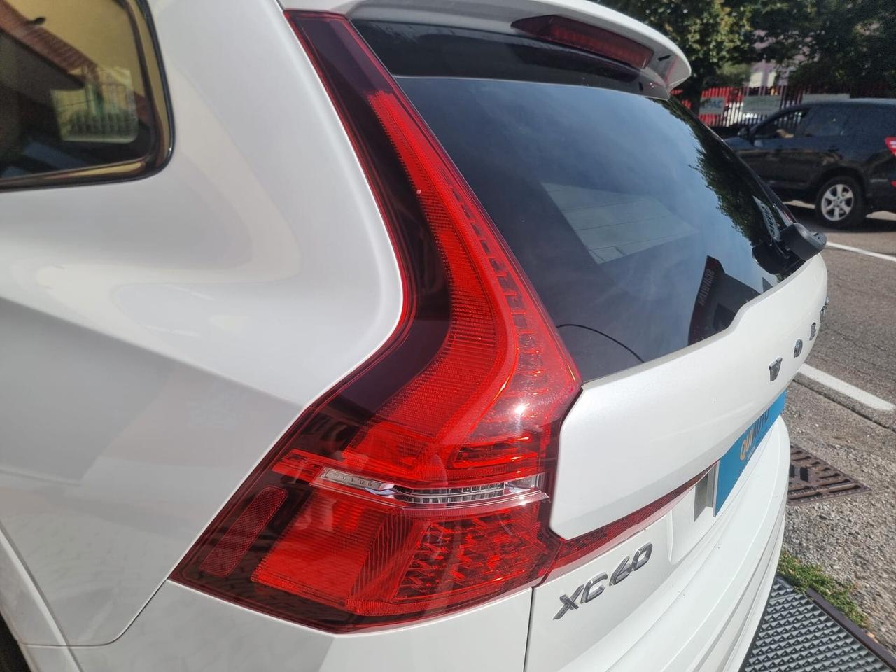 Volvo XC 60 XC60 B4 (d) AWD automatico Ultimate Dark