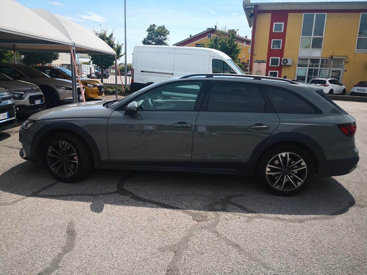 Audi A4 allroad 45 TDI tiptronic Business Evolution ***IVA DETRAIBILE***