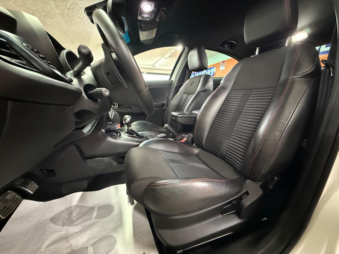 Alfa Romeo Giulietta 1.4 Turbo MultiAir TCT Exclusive BOSE