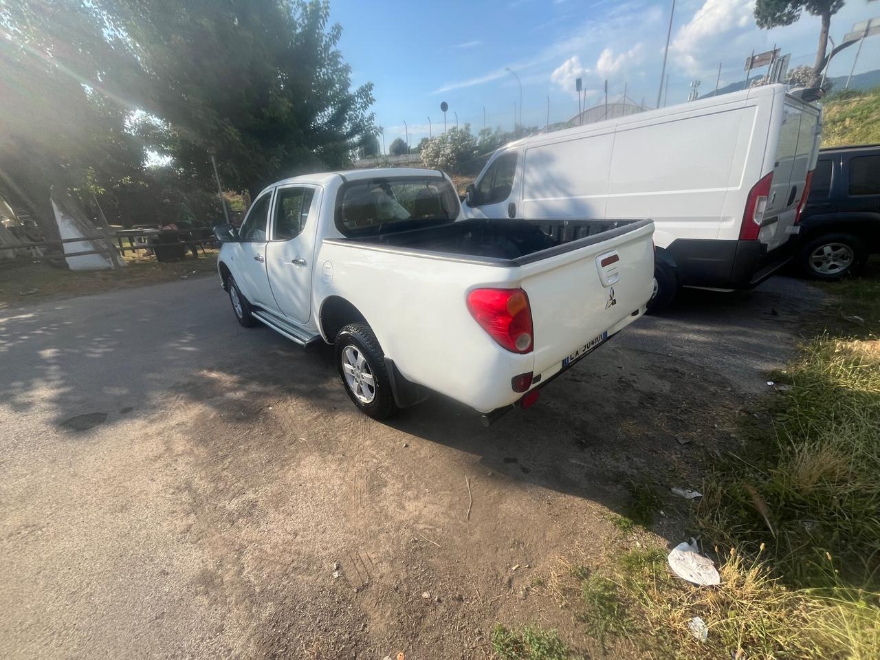 Mitsubishi L200 2014