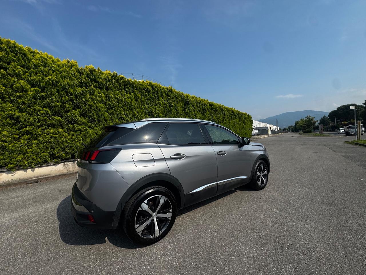 Peugeot 3008 BlueHDi 120 S&S Business