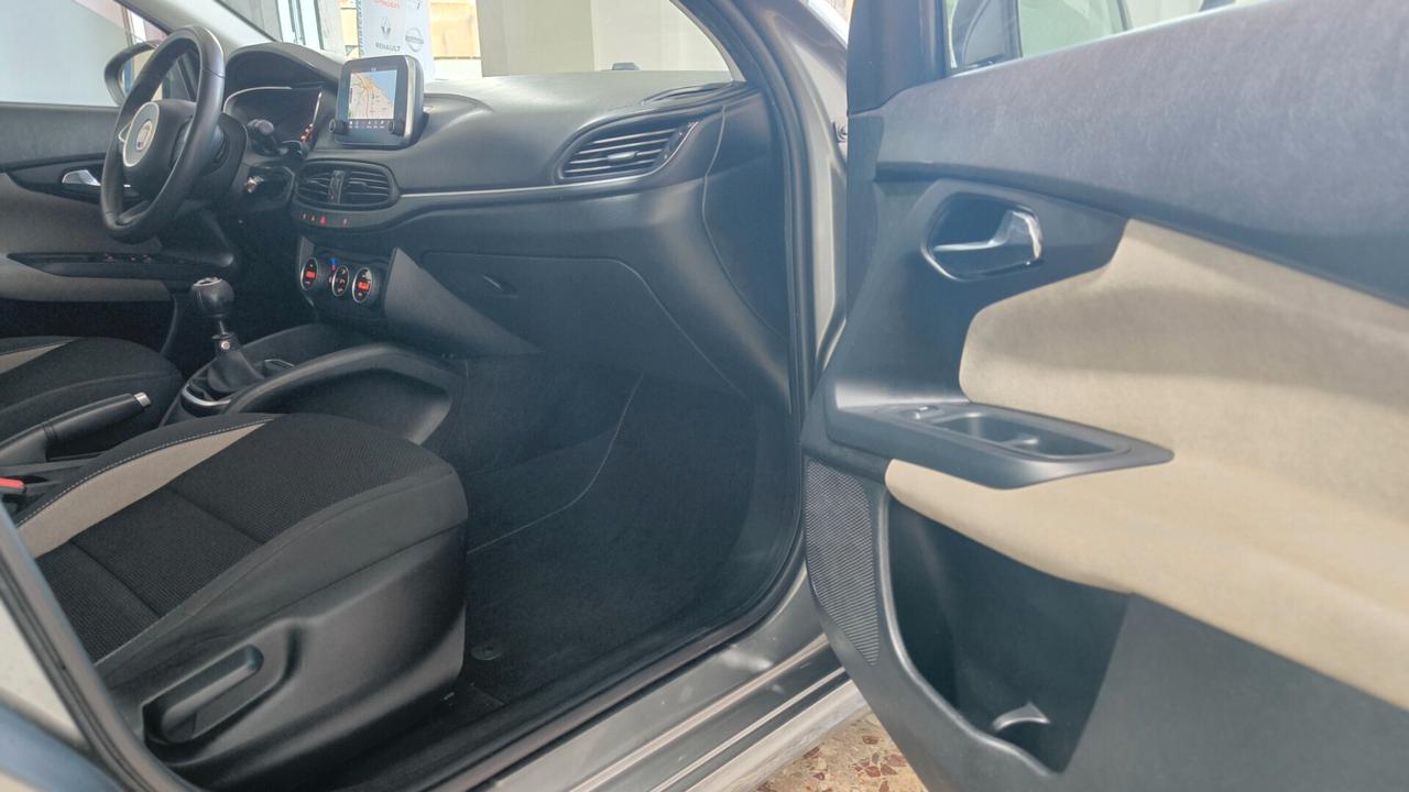 Fiat Tipo 1.6 Mjt S&S SW Lounge