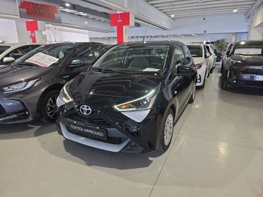 Toyota Aygo Aygo Connect 1.0 VVT-i 72 CV 5 porte x-play