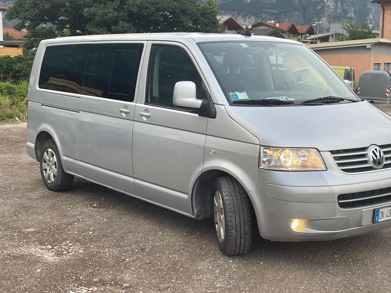 Volkswagen Caravelle/Multivan CARAVELLE