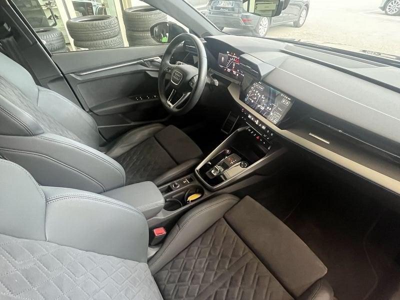 Audi A3 RS 3 Sportback TFSI quattro S tronic