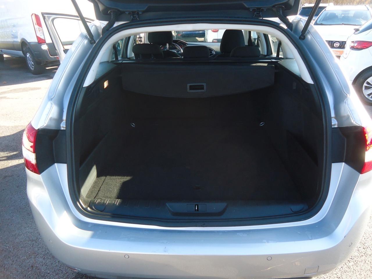 Peugeot 308 1.6 BlueHDi 100cv S&S SW Active